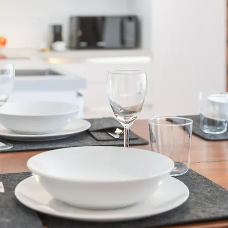 Hostdomus - La Garnotte Charme Appartement *