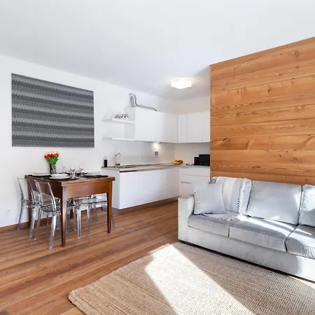 Hostdomus - La Garnotte Charme Apartment *