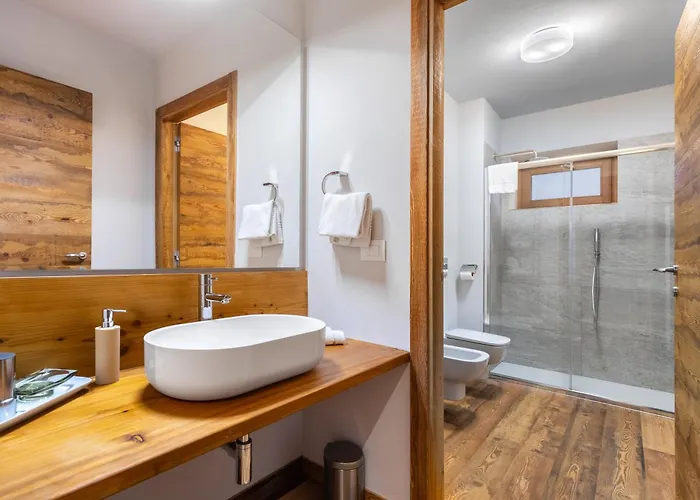 Hostdomus - La Garnotte Charme Appartement Sestrières